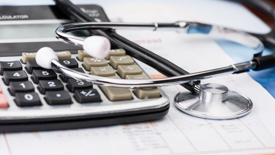 Planos de saúde individuais podem ficar até 9,63% mais caros, define ANS